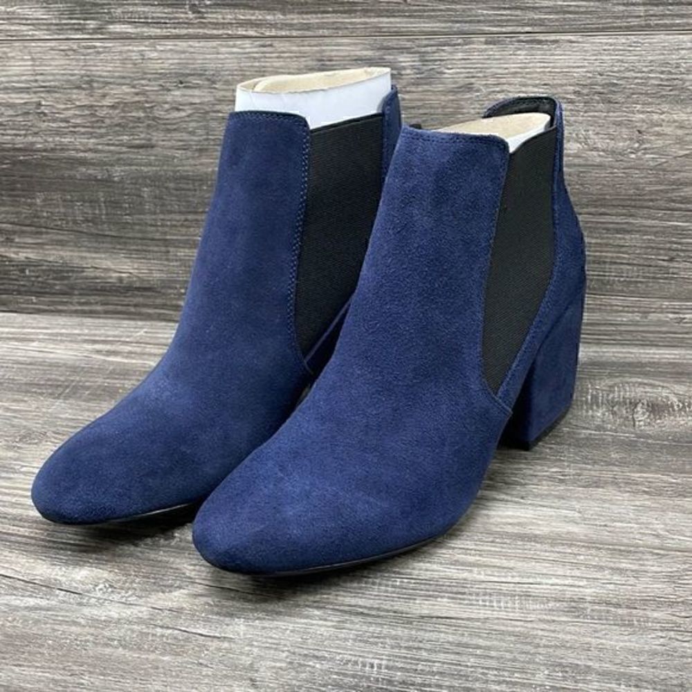 Steve Madden Women’s Doctor Suede Ankle Boots - Navy